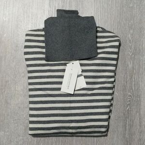 New Banana Republic Women's Stripped Turtleneck